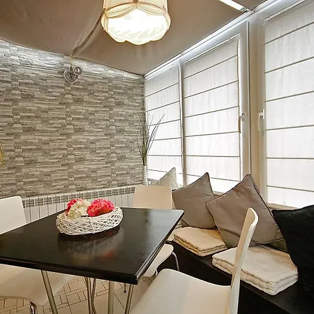 Apartment Vladayska *
